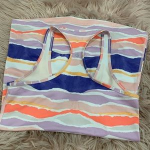 Patterned lululemon workout tank!